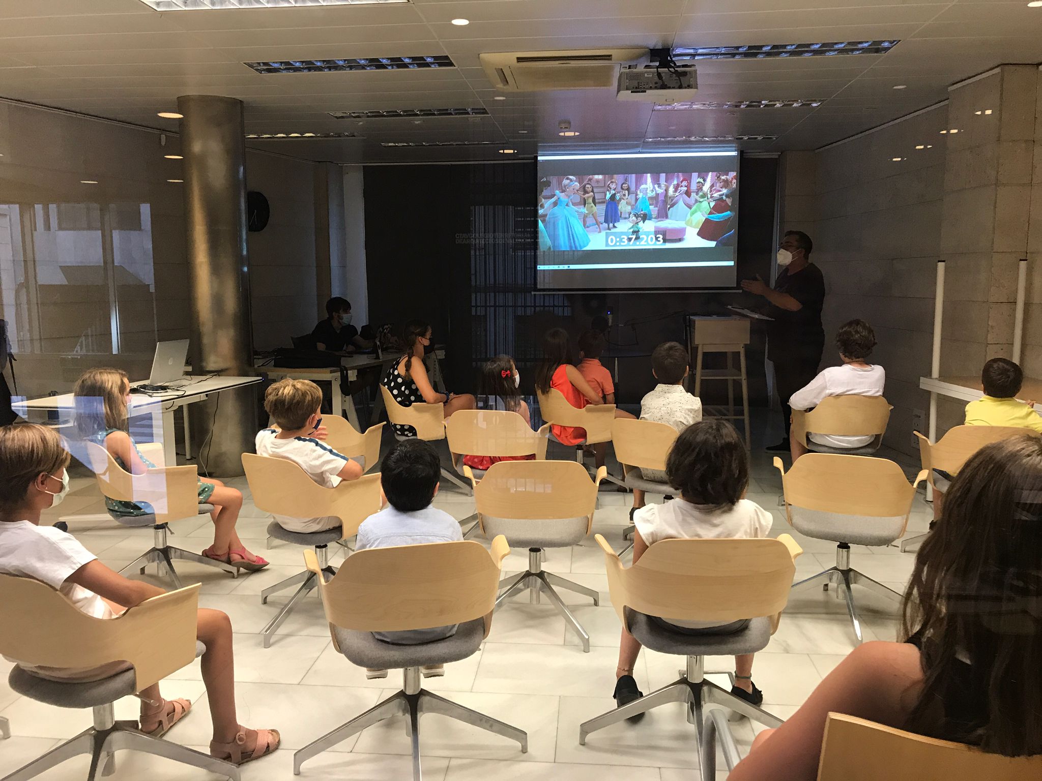 fdb384f7-110a-4953-bc1a-245854a8b6f0